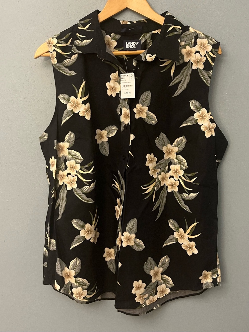 NWT Lands' End Sleeveless Floral Button-Down Shirt